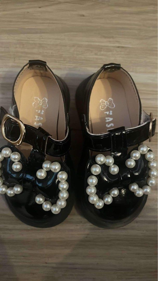 FASHION EURO 21 (Category: Babies & Kids Fashion) located in Makati City. Submitted by eilselll (Listing ID 1332282870, Image 2). Description: FASHION EURO 21 GOOD AS NEW PHP300.