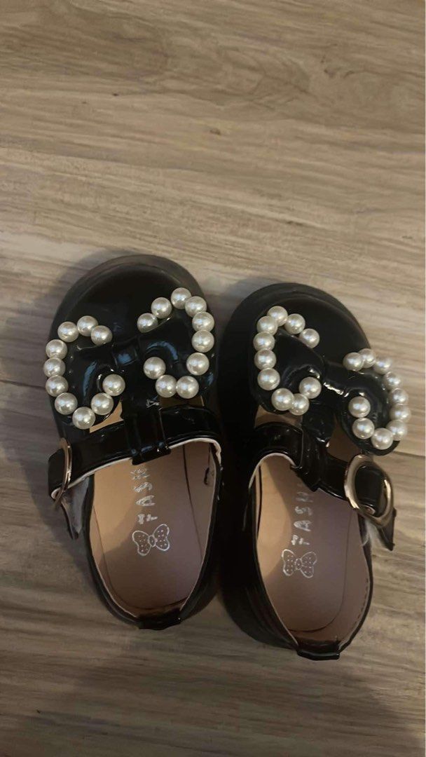 FASHION EURO 21 (Category: Babies & Kids Fashion) located in Makati City. Submitted by eilselll (Listing ID 1332282870, Image 1). Description: FASHION EURO 21 GOOD AS NEW PHP300.