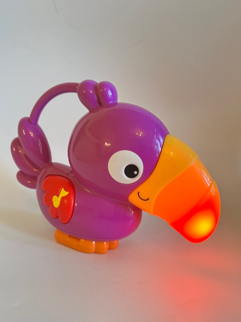 Classic World 7-Piece Toucan Music Set