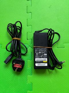 Fujitsu AC Adapter Power Adapter Transformer472056441476884480