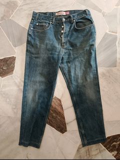 (Category: ) located in . Submitted by selamking.thrift (Listing ID 1332391990, Image 1). Description: .