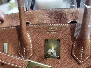 (Category: ) located in . Submitted by boyluxeph (Listing ID 1332414157, Image 1). Description: .