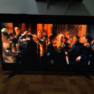 Hisense TV 43"
43 inches 
Model 43E5100
Full HD
LED