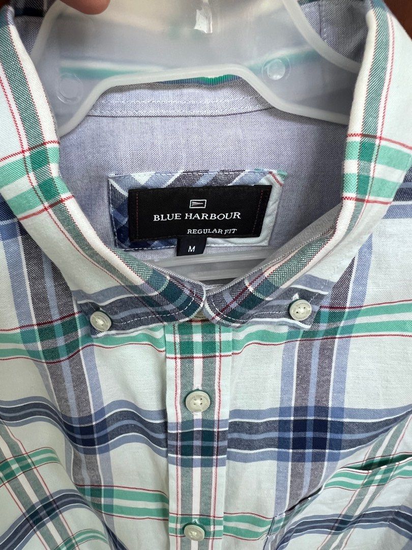 Marks and Spencer Polo bundle (Category: Tshirts & Polo Shirts ) located in Taguig. Submitted by ManMen (Listing ID 1332347535, Image 3). Description: Fresh Set H&M - Large Marks & Spencer - Medium (fits Large/ Blue Harbour) GCash.