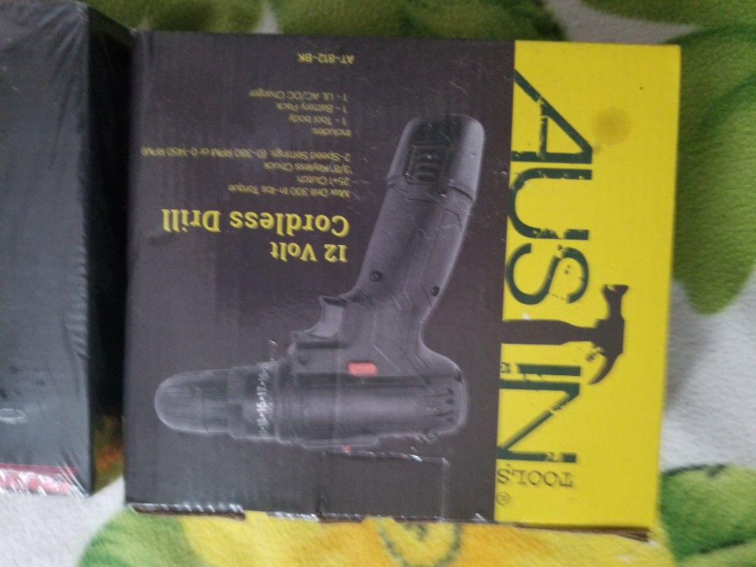 Imported Complete set tools (Category: Construction Tools & Equipment) located in Paranaque City. Submitted by showboat (Listing ID 1332311117, Image 3). Description: wireless power drill and accessories set.