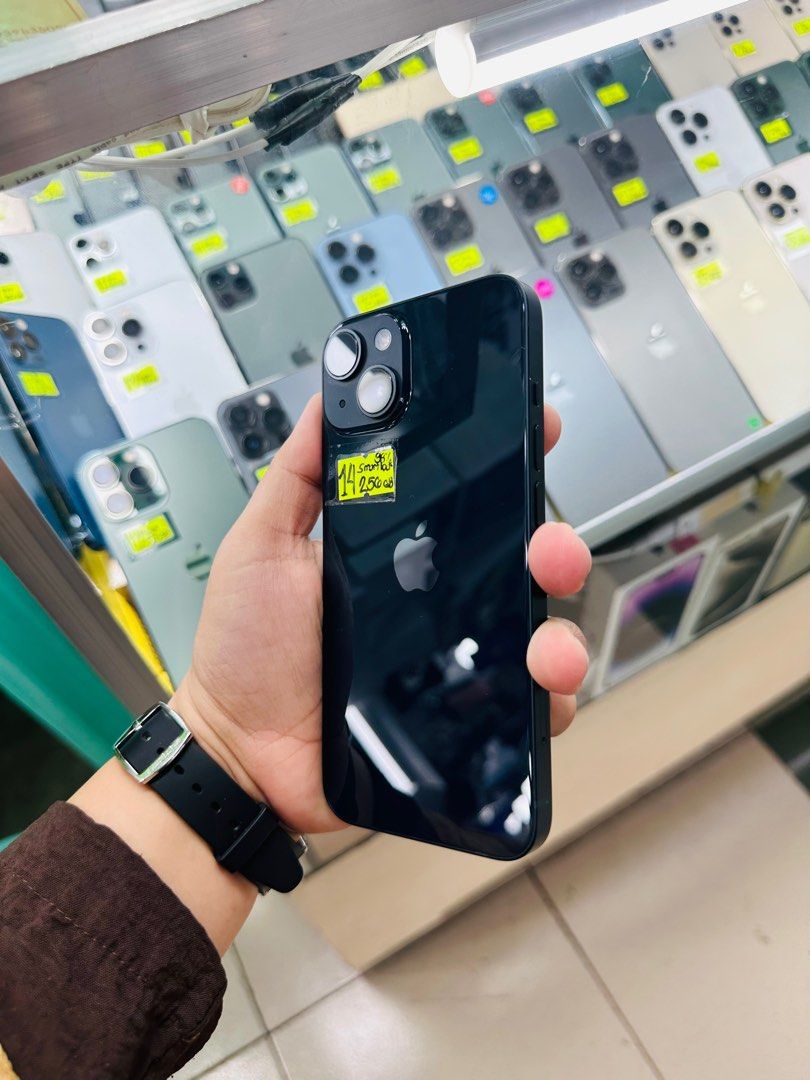 Iphone 14 256gb 98% batt Smartlocked NTC (Category: iPhone 14 Series) located in San Juan City. Submitted by javedsgadgetshop (Listing ID 1332304343, Image 2). Description: OPEN FOR INSTALLMENT VIA CREDIT CARD/GGIVES/SPAY/BILLEASE & SWAP/TRADE-IN! BUY AND SELL! Quick Specs : Iphone 14 •256gb •NTC Variant •98% batt health •Smartlocked •95% Smoothness •No hidden issue | No Repaired •100% Authentic | Not Refurbished •w/ OEM Charger & store warranty 