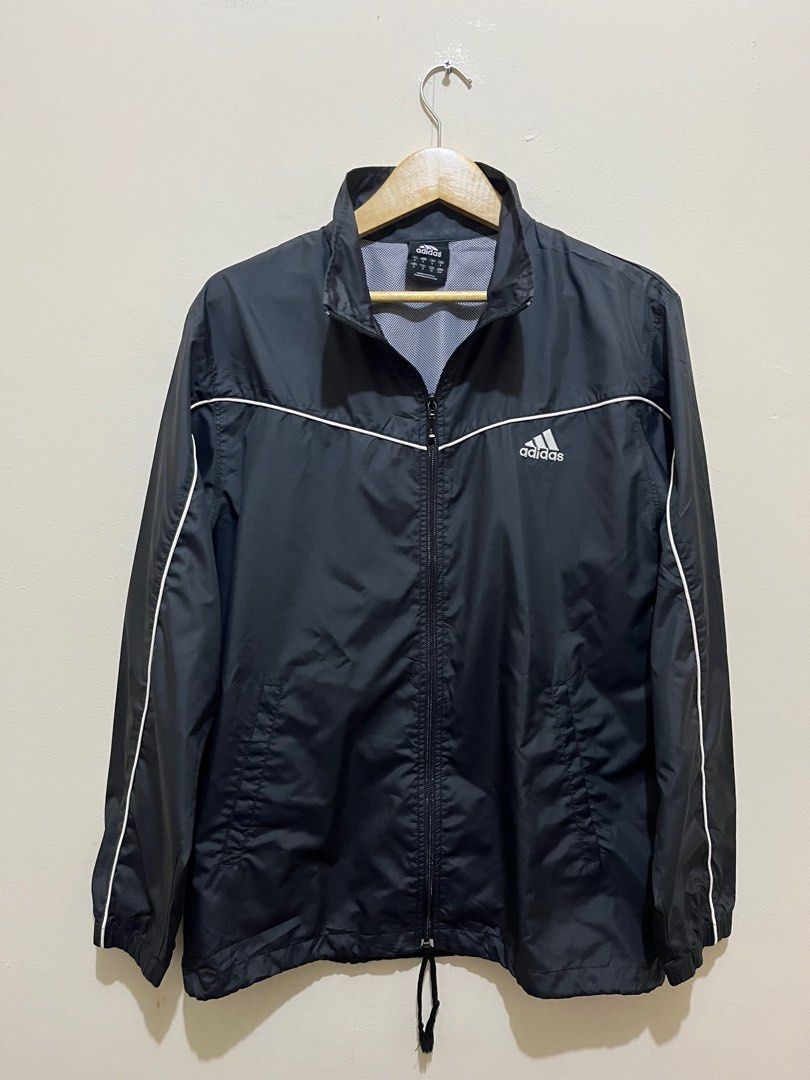 Jaket adidas casual sporty original running size L used Fesyen Pria Pakaian Baju Luaran di Carousell