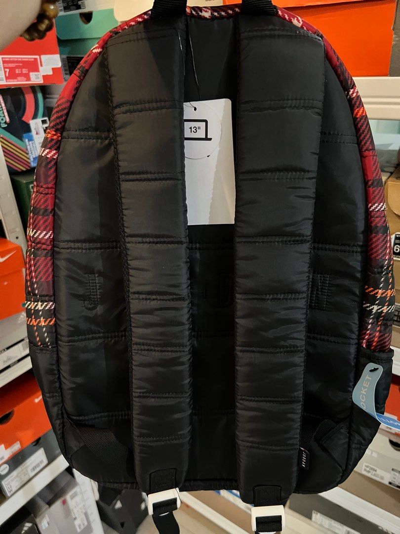 Jordan backpack (Category: Backpacks) located in Cainta. Submitted by saelselore (Listing ID 1332316326, Image 2). Description: Ptpa Jordan Quilted backpack 19 L With laptop compartment For only 1,200 ‼️.