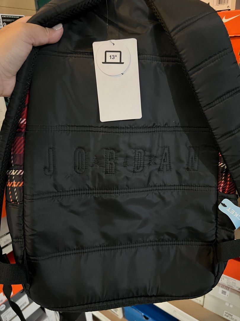Jordan backpack (Category: Backpacks) located in Cainta. Submitted by saelselore (Listing ID 1332316326, Image 3). Description: Ptpa Jordan Quilted backpack 19 L With laptop compartment For only 1,200 ‼️.