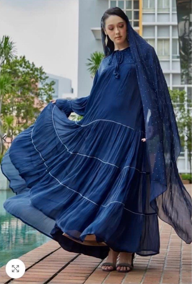 Monalisa abaya store