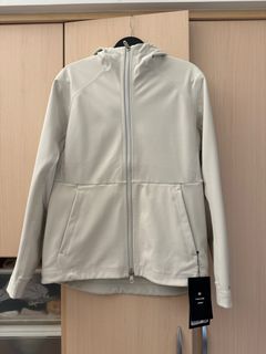 由 katri (刊登 ID 1332424346，圖片 1) 提交，位於 的 (類別：)，說明：。