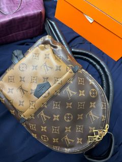 （分類：）位於 。 由 siu.siu.rabbit 提交（商品編號 1332378648，圖片 1）。簡介： 。
