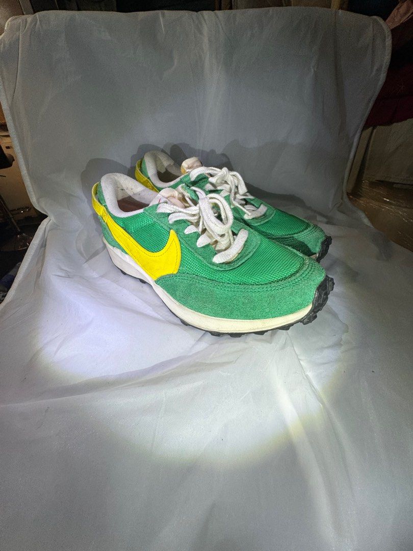 Nike waffle debut (Category: Sneakers) located in San Juan City. Submitted by projectvanity (Listing ID 1332340246, Image 3). Description: Lightly used Store bought Size 7 women .
