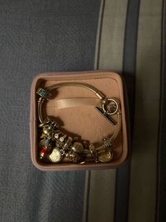 （分類：）位於 。 由 rzidar 提交（商品編號 1332434930，圖片 1）。簡介： 。