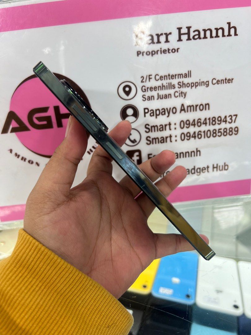 REALME 12 5G (Category: Realme) located in Manila. Submitted by farhanadau39938 (Listing ID 1332314613, Image 3). Description: REALME 12 5G •STORAGE:256GB •MEMORY: 8+4RAM •PROCESSOR: mediate dimensity 6100+ •SCREEN SIZE:6.72 in •BATTERY CAPACITY: 500mAh •CAMERAS: front 8mp rear 108MP+2MP •DUAL SIM •NOT REFURBISHED •NO ISSUE •LEGIT/ ORIGINAL •GOOD AS NEW •UNLI RESET •FACTORY UNLOCKED/ ANY SIM INCLUSION CASE TEMPERED CHARGER Follow us on tiktok: ww