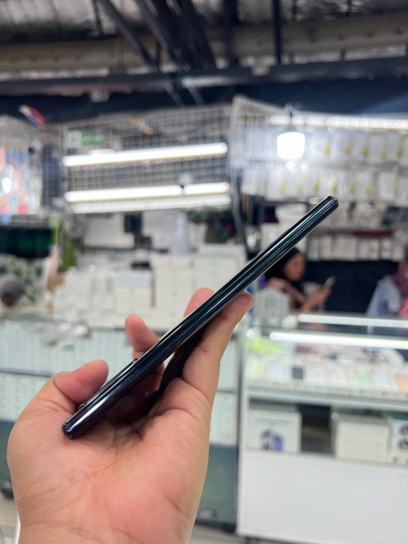 SAMSUNG NOTE 10 PLUS (Category: Samsung) located in Manila. Submitted by farhanadau39938 (Listing ID 1332344106, Image 3). Description: SAMSUNG NOTE 10 PLUS •STORAGE:512GB •MEMORY: 12RAM •DUAL SIM •NOT REFURBISHED •NO ISSUE •LEGIT/ ORIGINAL •UNLI RESET •FACTORY UNLOCKED/ ANY SIM INCLUSION CASE CHARGER Follow us on tiktok: www.tiktok.com/@amrongadgethub We deliver right at your doorsteps! *Store Pick-UP *Cash on Delivery door to door *COP LBC Ship