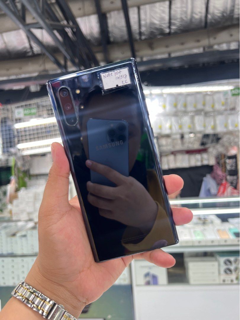 SAMSUNG NOTE 10 PLUS (Category: Samsung) located in Manila. Submitted by farhanadau39938 (Listing ID 1332344106, Image 1). Description: SAMSUNG NOTE 10 PLUS •STORAGE:512GB •MEMORY: 12RAM •DUAL SIM •NOT REFURBISHED •NO ISSUE •LEGIT/ ORIGINAL •UNLI RESET •FACTORY UNLOCKED/ ANY SIM INCLUSION CASE CHARGER Follow us on tiktok: www.tiktok.com/@amrongadgethub We deliver right at your doorsteps! *Store Pick-UP *Cash on Delivery door to door *COP LBC Ship