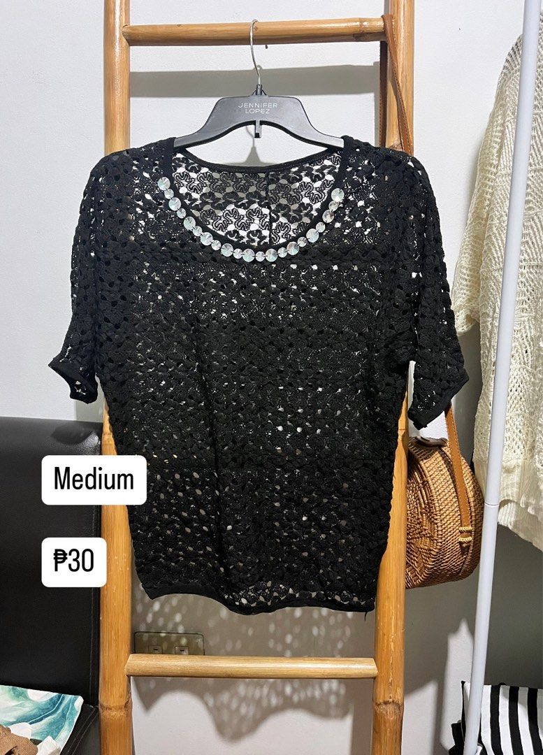 See through Top (Category: Blouses) located in Pasig City. Submitted by jeyzwup (Listing ID 1332447551, Image 1). Description: See through Top Medium.