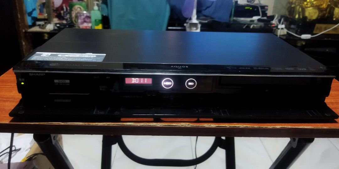 Sharp Aquos bluray DVD player recorder, TV & Home Appliances, TV 