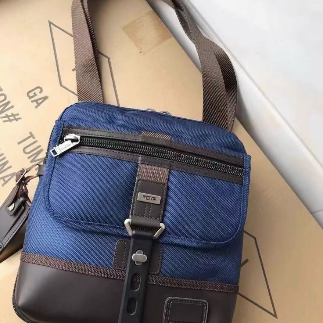 Tumi 222304 Sling Bag