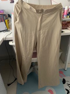 (Category: ) located in . Submitted by shumot (Listing ID 1332351627, Image 1). Description: .