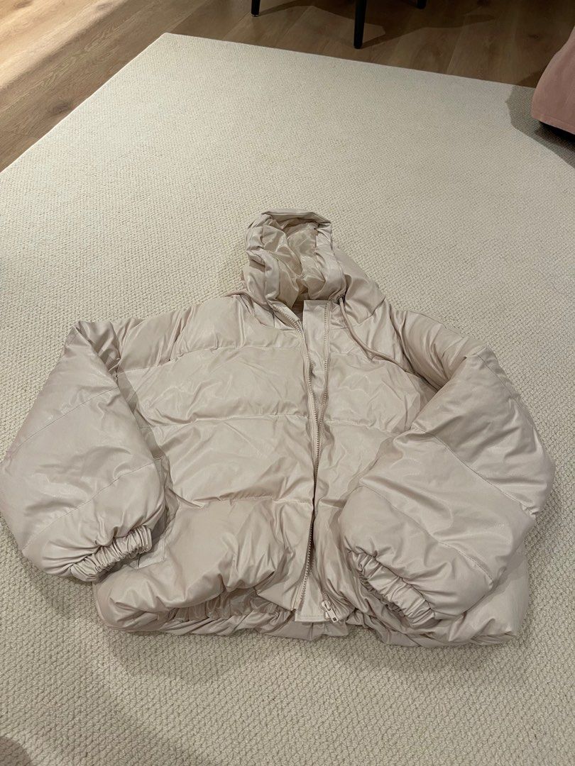 Zalora winter jacket Women s Fashion Coats Jackets and Outerwear on Carousell