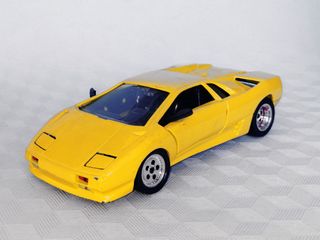 （分類：）位於 。 由 lrv1115 提交（商品編號 1332590659，圖片 1）。簡介： 。