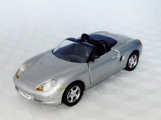 （分類：）位於 。 由 lrv1115 提交（商品編號 1332590069，圖片 1）。簡介： 。