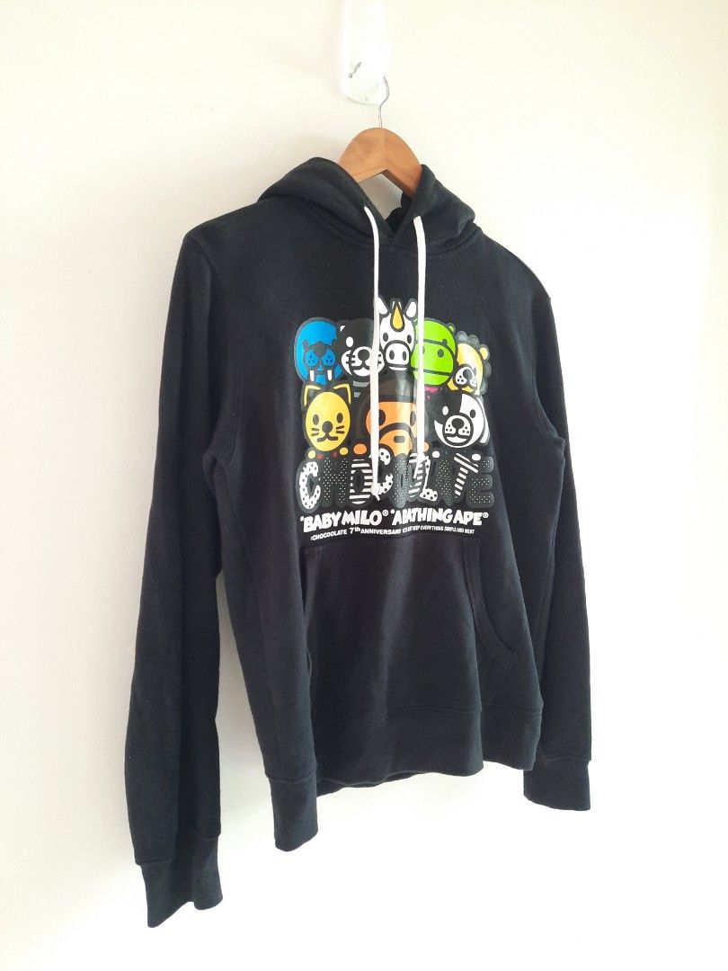 Baby Milo x Chocoolate Hoodie (Category: Hoodies) located in Baguio. Submitted by printings_ (Listing ID 1332528369, Image 2). Description: Labeled as size S. *ALL measurements are aprrox. Chest 18.5 in 47 cm Length 23 in 58.4 cm Shoulders 17.5 in 44.5 cm Sleeve Length 24 in 61 cm Note: This is a used/vintage piece. So expect signs of usage, dirt, tear, lints and stain. Color may vary due to lighting. *NO EXCHANGE / REFUND / TRADE* Please do not 