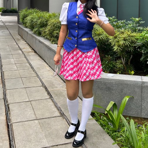 School Uniform Barbie HOT Barbie High School Uniform Barbie Doll