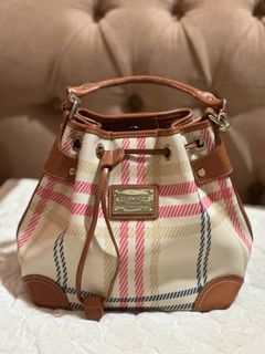 Bean pole bucket bag price 2025