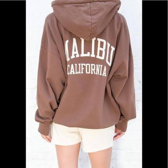 Brandy Melville Malibu California zip up Women s Fashion Coats Jackets and Outerwear on Carousell