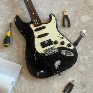 (Category: ) located in . Submitted by guitar_nutjobs (Listing ID 1329049223, Image 1). Description: .