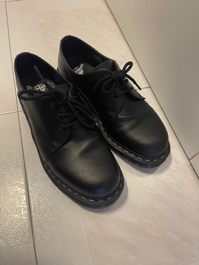 DR MARTENS 1461 WHITE STITCH, Men's Fashion, Footwear, Dress Shoes