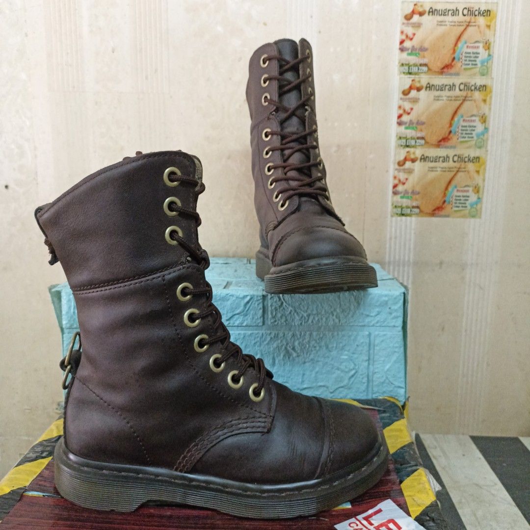 Dr.Martens Aimilita Camo Leather sepatu size 36 22cm Fesyen Wanita Sepatu di Carousell