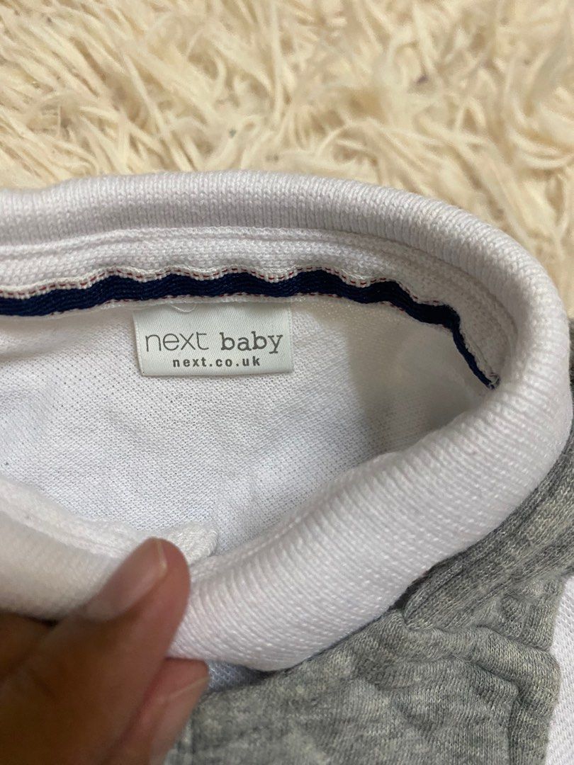 Gap (Category: Babies & Kids Fashion) located in Jasin. Submitted by amalynazlinn (Listing ID 1332602632, Image 3). Description: Set gap&next Sz 6-12m (1y++ boleh pakai lagi) Condition jalan.