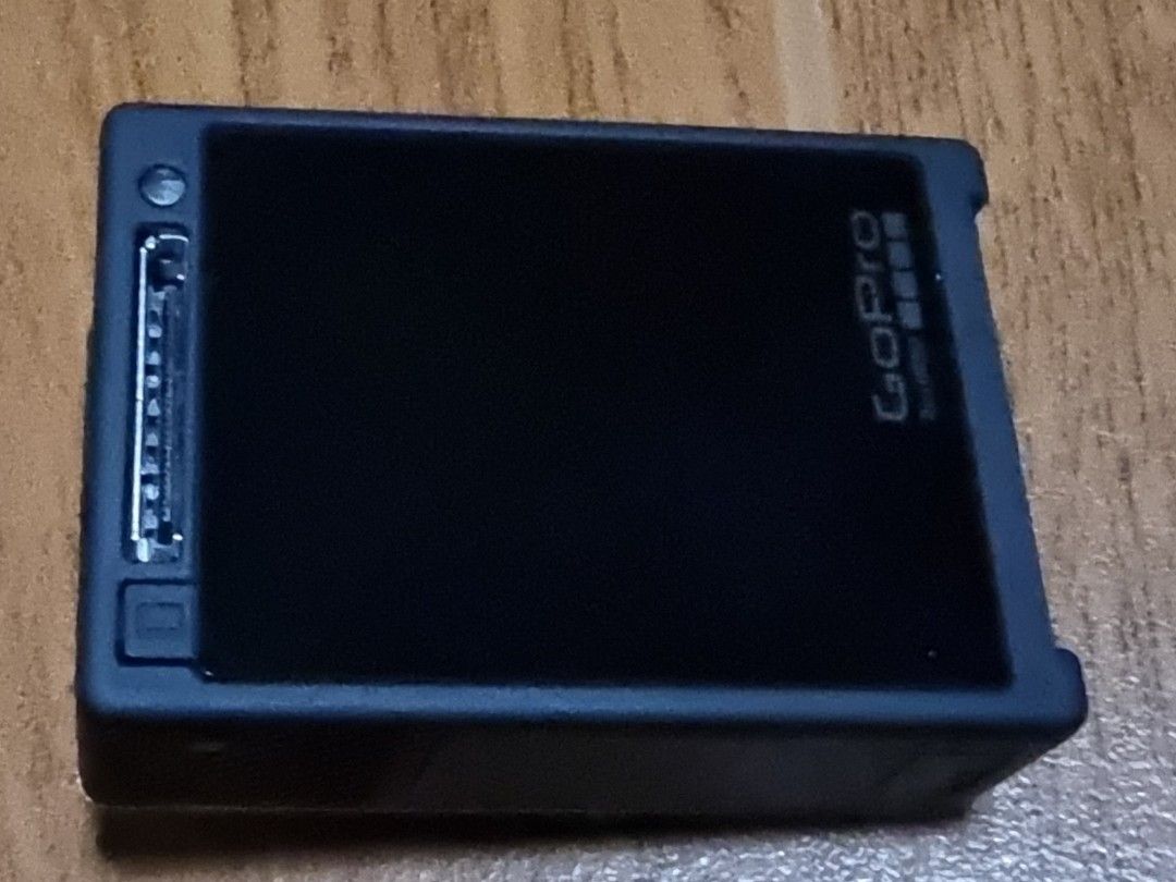 Go pro hero 4 (Category: Cameras) located in Quezon City. Submitted by thego (Listing ID 1332586894, Image 2). Description: with 2 batteries and accessories.
