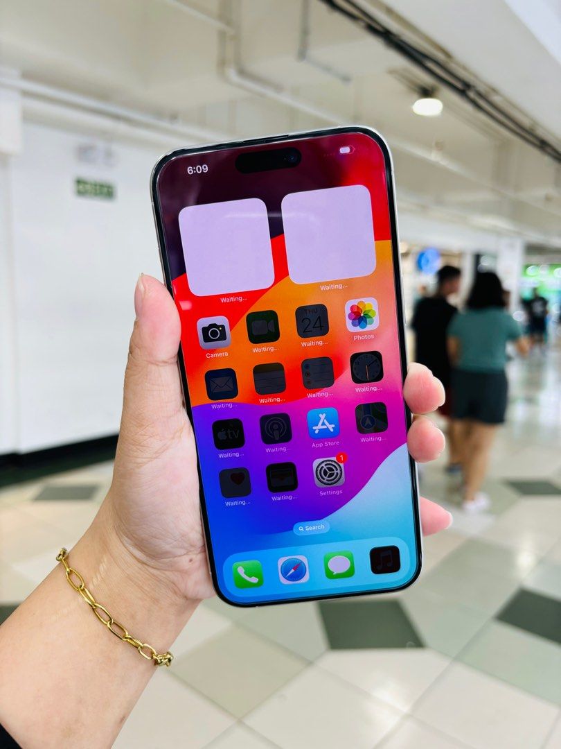 極美品 iPhone15 pro max ホワイト256GB100%最終価格