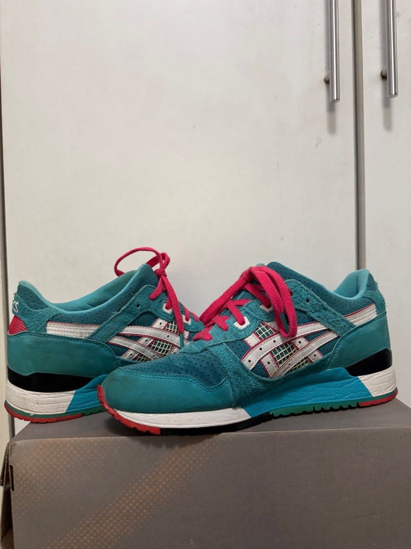 Jordan 11 and Asics Gel Lyte 3 (Category: Sneakers) located in Singapore. Submitted by jab0ykn0w.tree (Listing ID 1332489309, Image 1). Description: Various shoe for sale PM for more detailed image price can be negotiated.