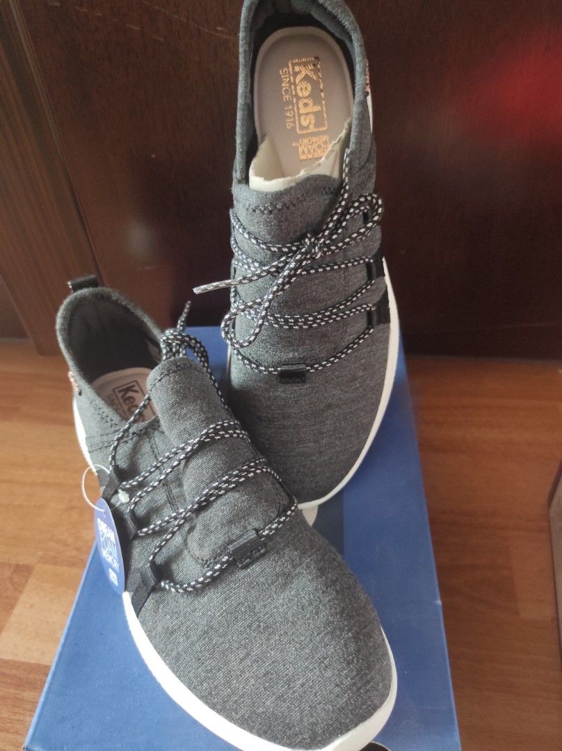 Keds Sneaker Memory Foam Fesyen Wanita Sepatu di Carousell