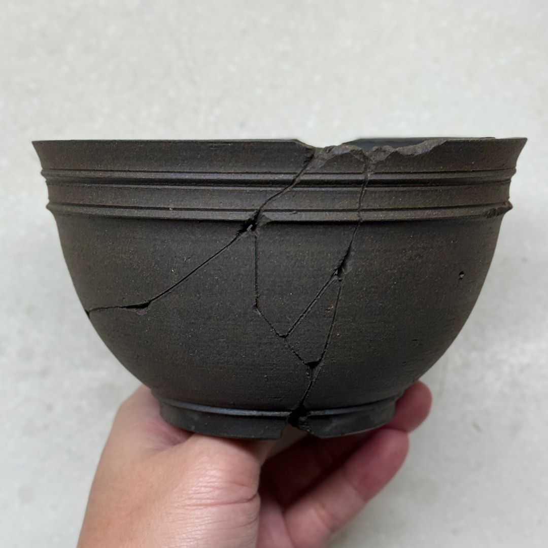 KIKKO 吉光窯 Broken Studs Round