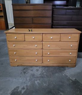 (Category: ) located in . Submitted by nansolshopee (Listing ID 1332576433, Image 1). Description: .