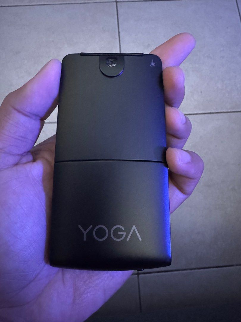 Lenovo Yoga Mouse (Category: Mouse & Mousepads) located in Manila. Submitted by absalon2 (Listing ID 1332507204, Image 1). Description: .