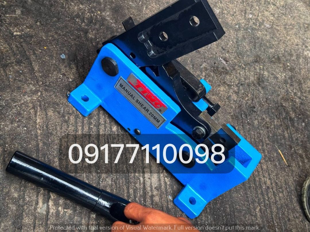 Manual bar cutter (Category: Construction Tools & Equipment) located in Manila. Submitted by joeyroque09 (Listing ID 1332507160, Image 1). Description: .