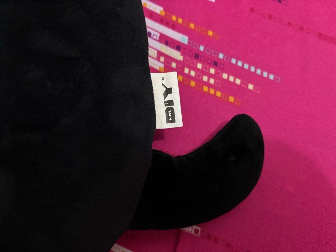 mr. diy black cat neck pillow (Category: Bedding & Towels) located in Quezon City. Submitted by armeshops (Listing ID 1332563896, Image 3). Description: 300 ‘yan shea sa mr. diy.