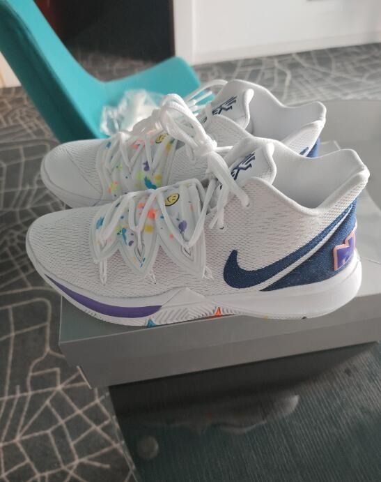 Kyrie 5 white denim top