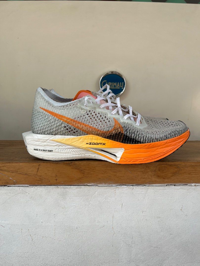 Nike zoom vaporfly outragous orange