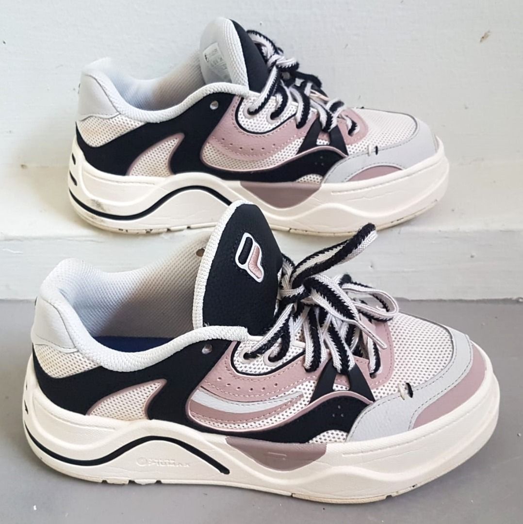 Original FILA ITALIA Designer Sneakers FILA FUSHION 50 50 Shoes Pink White Black Model US 7 UK 4.5 EUR 38 RETAIL 150 Cool FILA Footwear