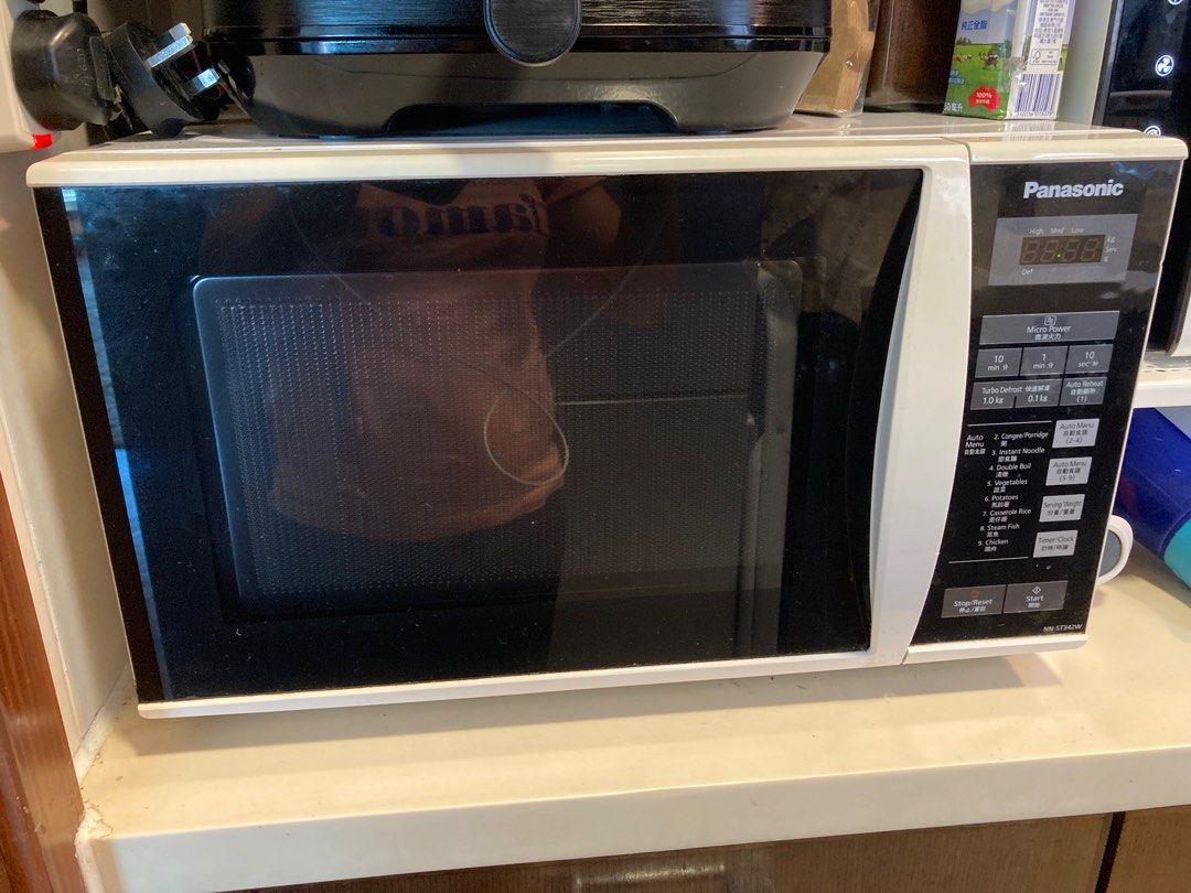 Panasonic microwave oven NNST342W, 家庭電器, 廚房電器, 焗爐及多士爐 Carousell