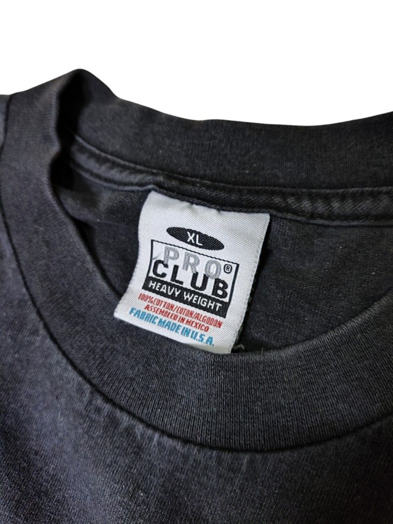 Pro club crew neck (Category: Coats, Jackets and Outerwear) located in Malabon City. Submitted by CapHero (Listing ID 1332596114, Image 2). Description: 23.5 width 29.5 length.